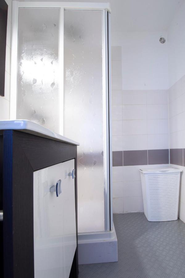 Petit T1 à Proximité Des Thermes *